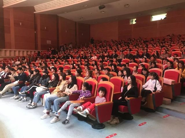 精彩回顾 | 2019明升ms88亚洲音乐奖学金·南昌大学颁奖仪式--暨明升ms88艺术家皮特·多那赫钢琴音乐会及大师班圆满落幕！
